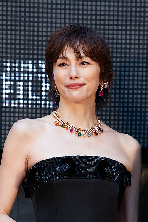 米倉涼子の本人写真。Netflixドラマ『新聞記者』の劇中写真ではありません。